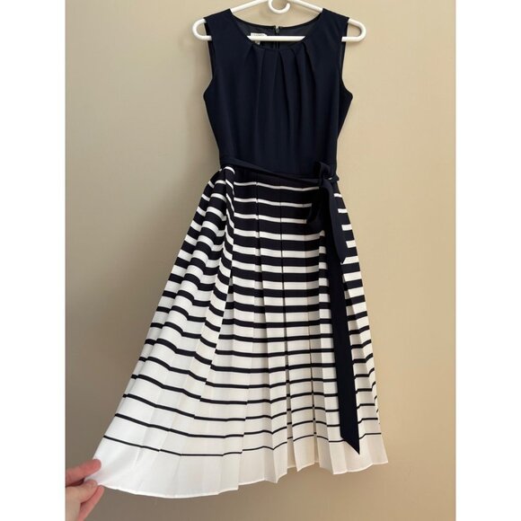Talbots NWT Navy + White Striped Sleeveless Dress with Pleated Skirt Size 4 - Picture 5 of 13